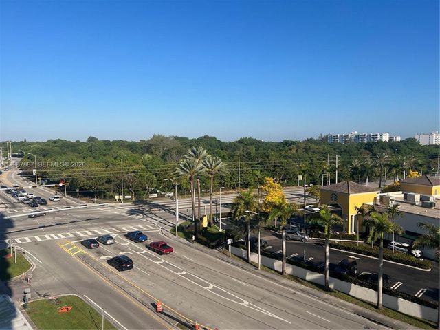 13499 Biscayne Boulevard 613, North Miami, FL 33181