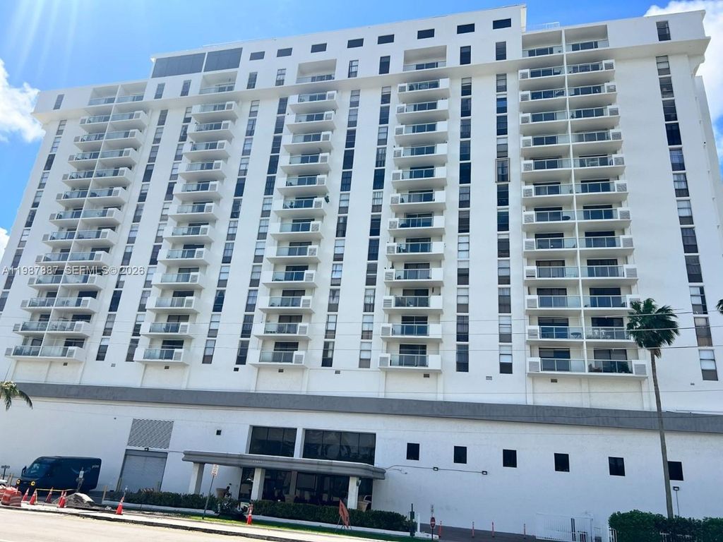 13499 Biscayne Boulevard 613, North Miami, FL 33181