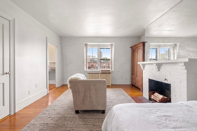8 Brimmer St 5B, Boston, MA 02108