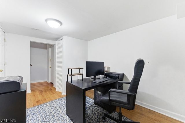 2455 3Rd St, Fort Lee Boro, NJ 07024
