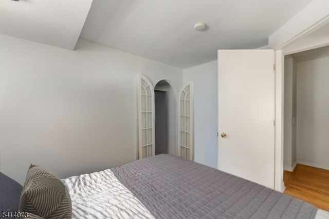 2455 3Rd St, Fort Lee Boro, NJ 07024