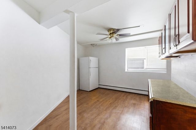 2455 3Rd St, Fort Lee Boro, NJ 07024