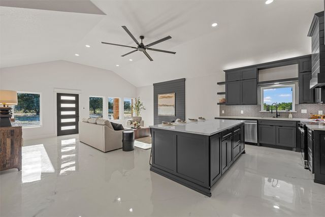 388 Fern Valley Road, Waco, TX 76708