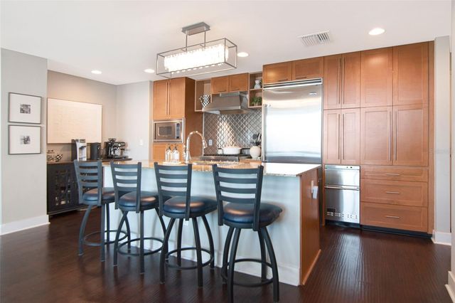 1120 E KENNEDY BOULEVARD 1211, Tampa, FL 33602
