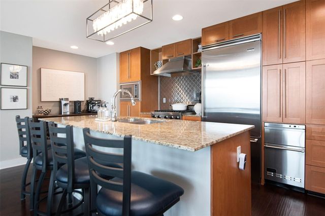 1120 E KENNEDY BOULEVARD 1211, Tampa, FL 33602