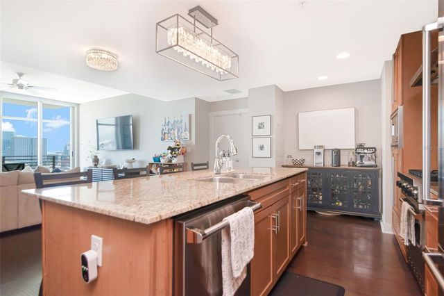 1120 E KENNEDY BOULEVARD 1211, Tampa, FL 33602