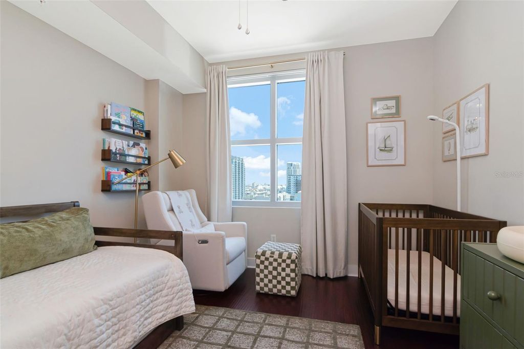 Image 31 of property listing at 1120 E KENNEDY BOULEVARD 1211, Tampa, FL 33602