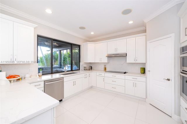 18540 SW 43rd St, Miramar, FL 33029