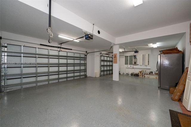 18540 SW 43rd St, Miramar, FL 33029