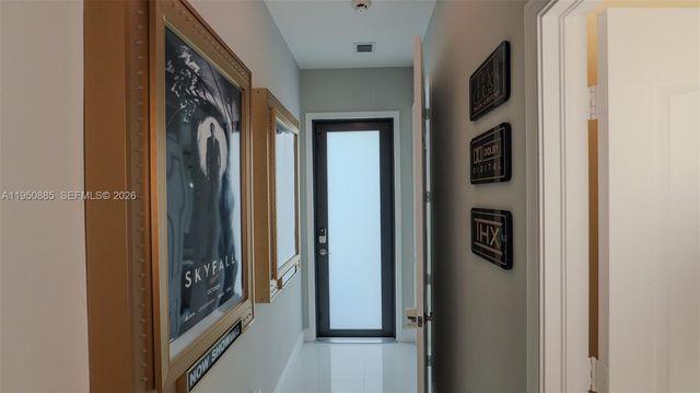 18540 SW 43rd St, Miramar, FL 33029