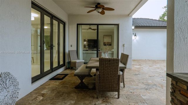 18540 SW 43rd St, Miramar, FL 33029