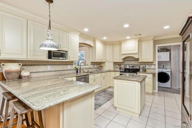 70 Fairway Drive, Wading River, NY 11792