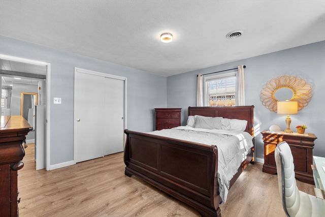 51 Ford St A, Methuen, MA 01844