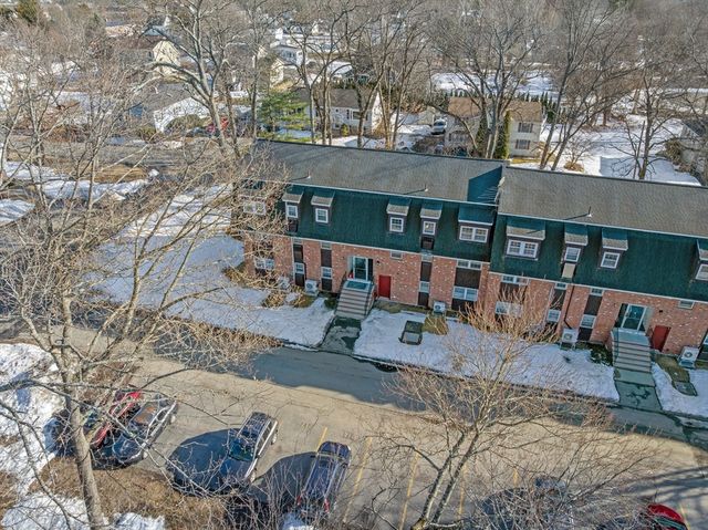 51 Ford St A, Methuen, MA 01844