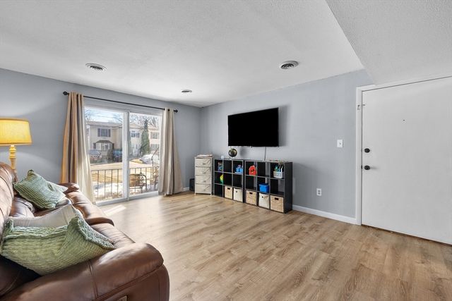 51 Ford St A, Methuen, MA 01844