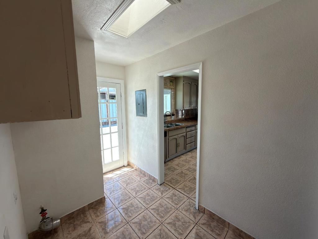 Image 17 of property listing at 1040 Central Avenue, Hollister, CA 95023