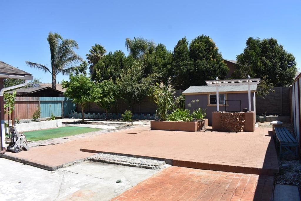 Image 27 of property listing at 1040 Central Avenue, Hollister, CA 95023