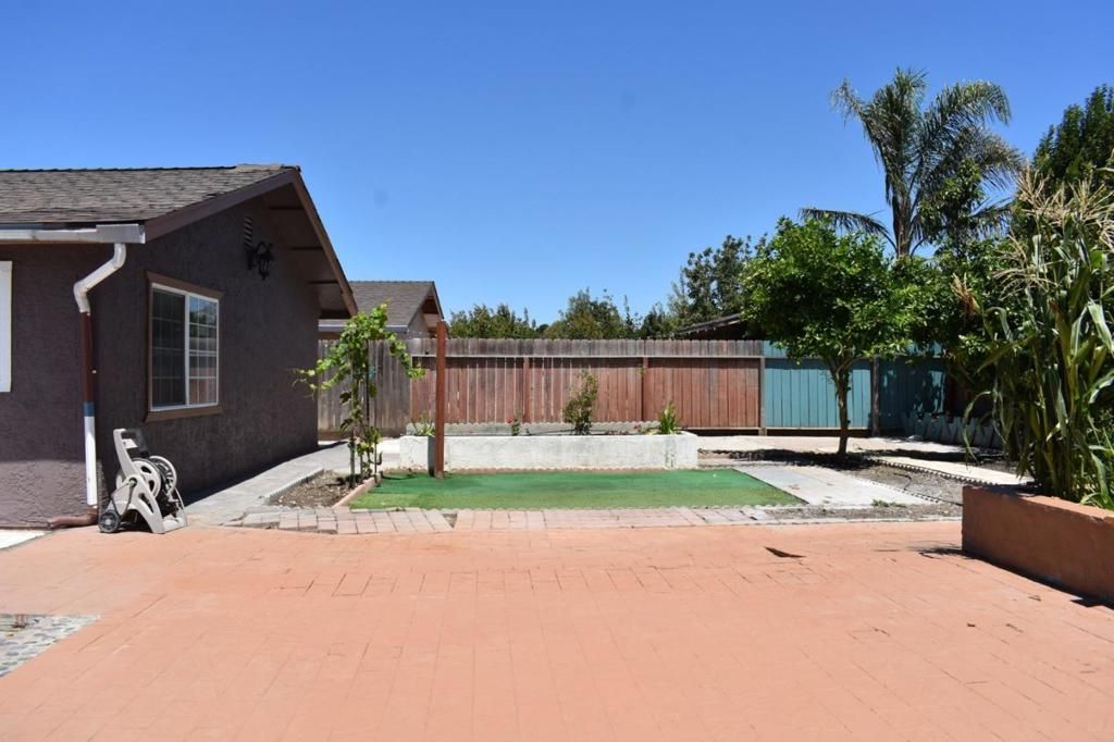 Image 29 of property listing at 1040 Central Avenue, Hollister, CA 95023