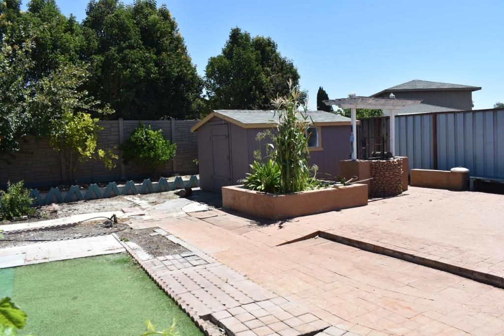 Image 33 of property listing at 1040 Central Avenue, Hollister, CA 95023