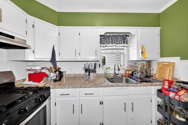 77 Langley St, Fall River, MA 02720