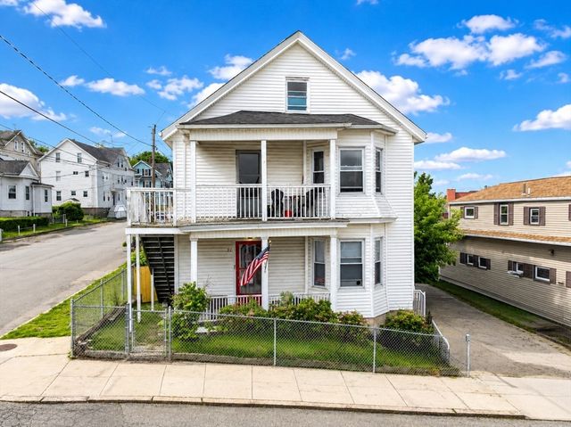 77 Langley St, Fall River, MA 02720