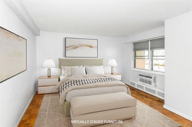25 Neptune Boulevard 2nd Floor Apt. E, Long Beach, NY 11561