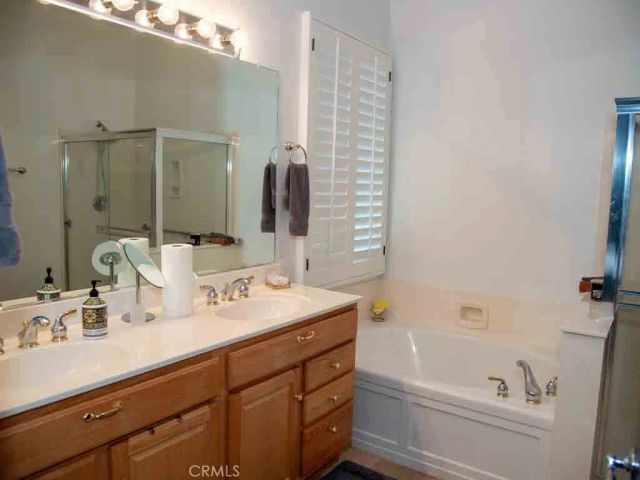 1041 Riviera Court, Beaumont, CA 92223