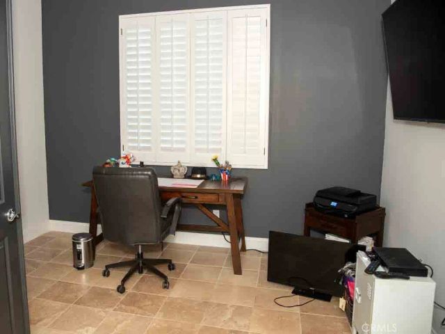 1041 Riviera Court, Beaumont, CA 92223