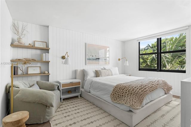 4301 Collins Avenue 207, Miami Beach, FL 33140