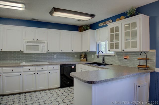 6518 S 110th East Avenue, Tulsa, OK 74133