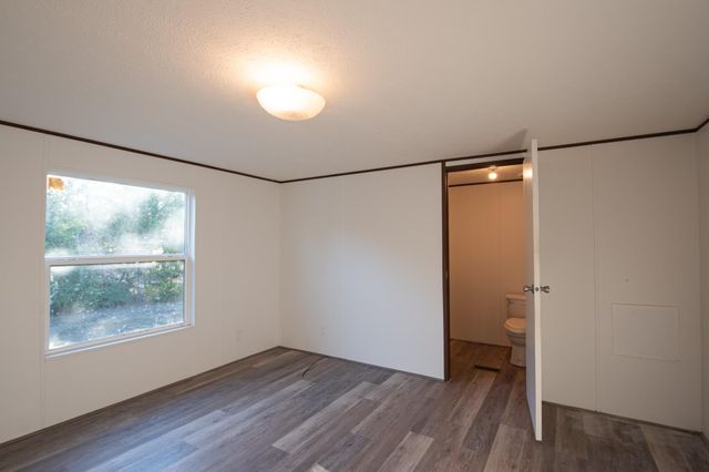 504 Wilderness Road, Somerville, TX 77879