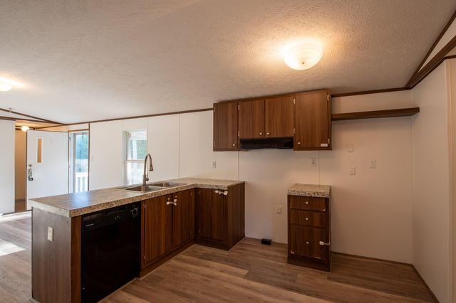 504 Wilderness Road, Somerville, TX 77879