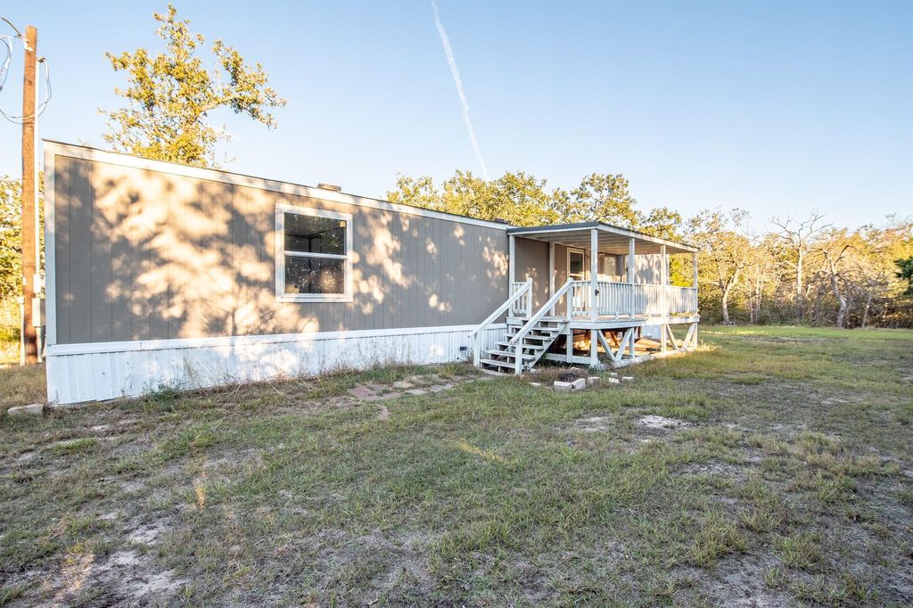 504 Wilderness Road, Somerville, TX 77879