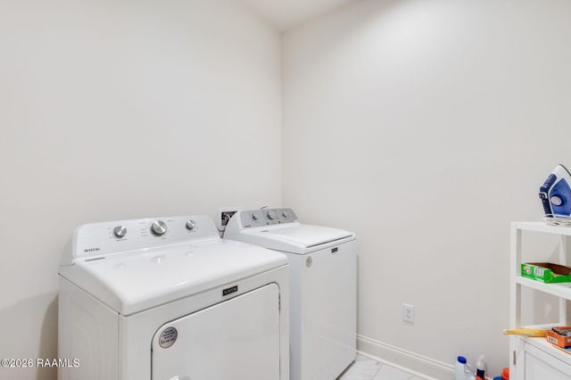 242 Alpine Drive, Lafayette, LA 70506