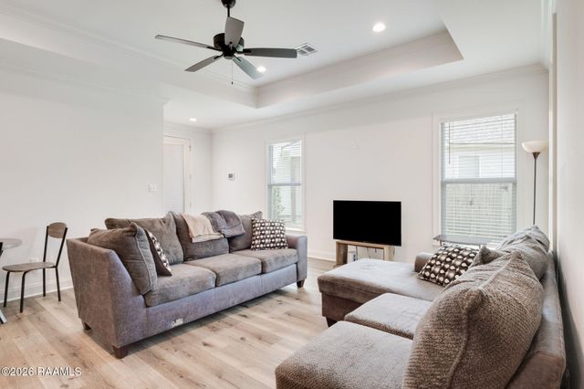 242 Alpine Drive, Lafayette, LA 70506