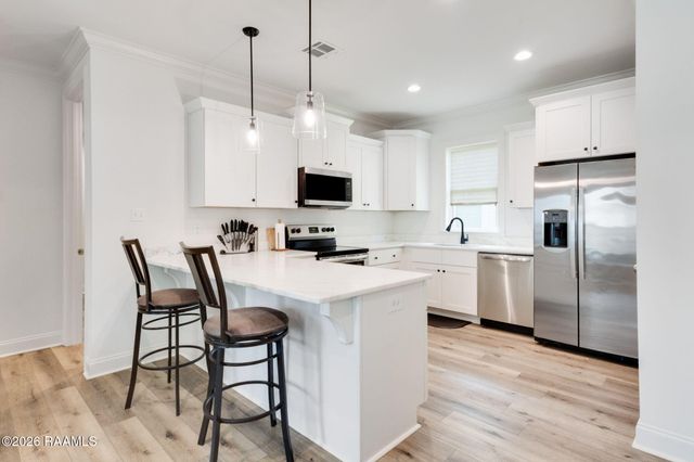 242 Alpine Drive, Lafayette, LA 70506
