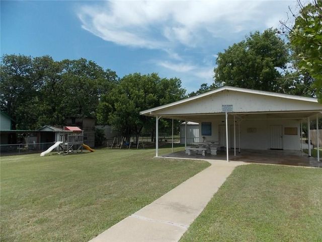 3510 Gerry, Granbury, TX 76049