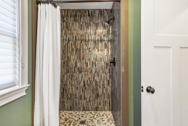 100 Bradley Street, Seekonk, MA 02771