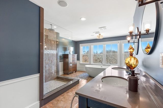 100 Bradley Street, Seekonk, MA 02771