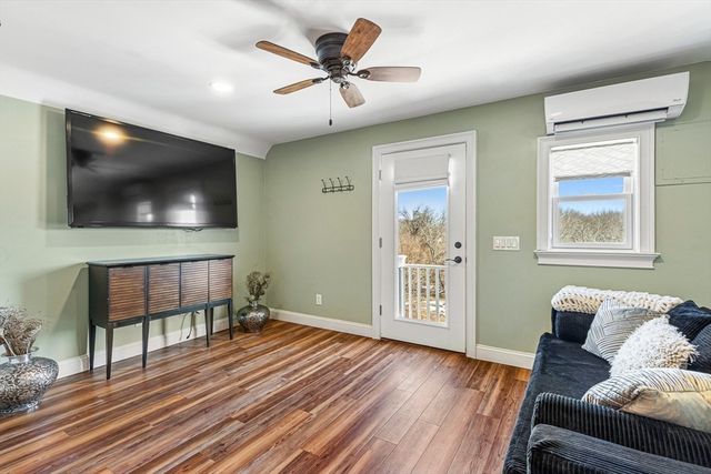 100 Bradley Street, Seekonk, MA 02771