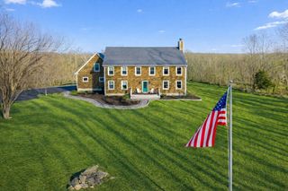 100 Bradley Street, Seekonk, MA 02771