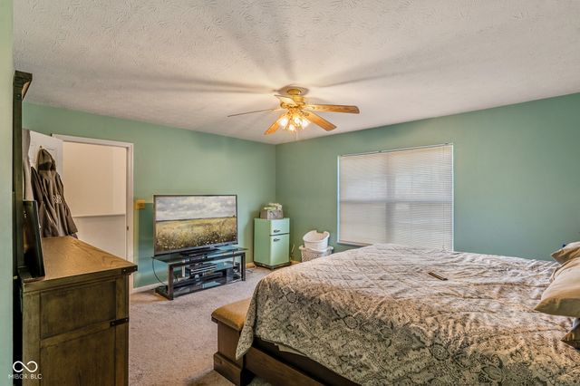 665 Hummingbird Lane, Whiteland, IN 46184