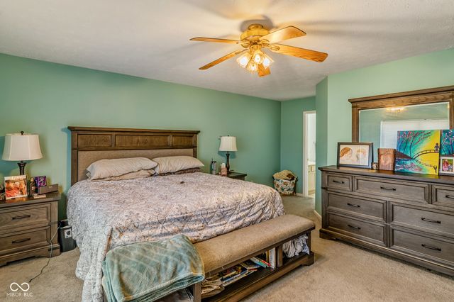 665 Hummingbird Lane, Whiteland, IN 46184