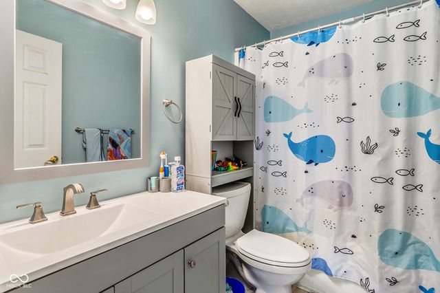 665 Hummingbird Lane, Whiteland, IN 46184