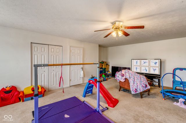 665 Hummingbird Lane, Whiteland, IN 46184