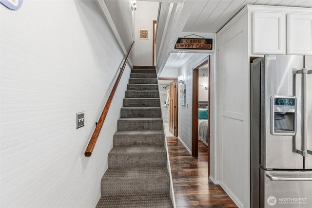 304 E Pointes Drive E, Shelton, WA 98584