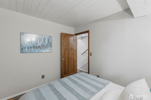304 E Pointes Drive E, Shelton, WA 98584