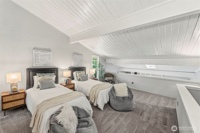 304 E Pointes Drive E, Shelton, WA 98584