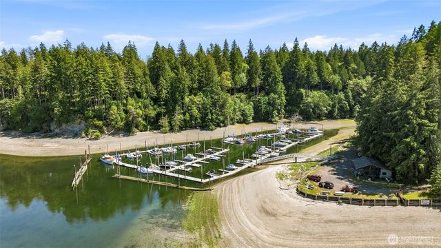304 E Pointes Drive E, Shelton, WA 98584