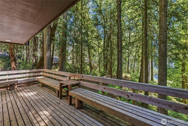 304 E Pointes Drive E, Shelton, WA 98584
